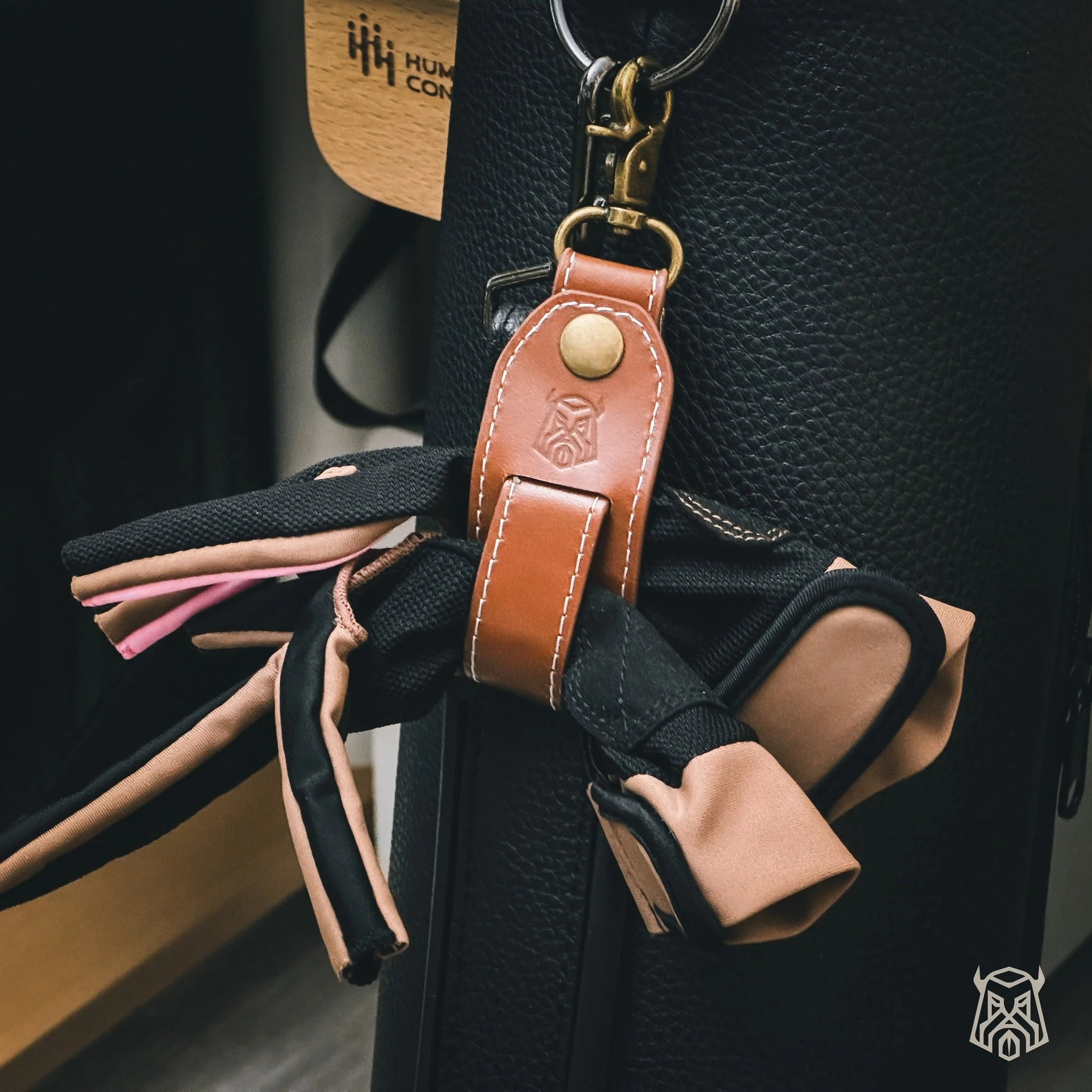 Caiden AirClip Glove Holder - Brown - Image 2